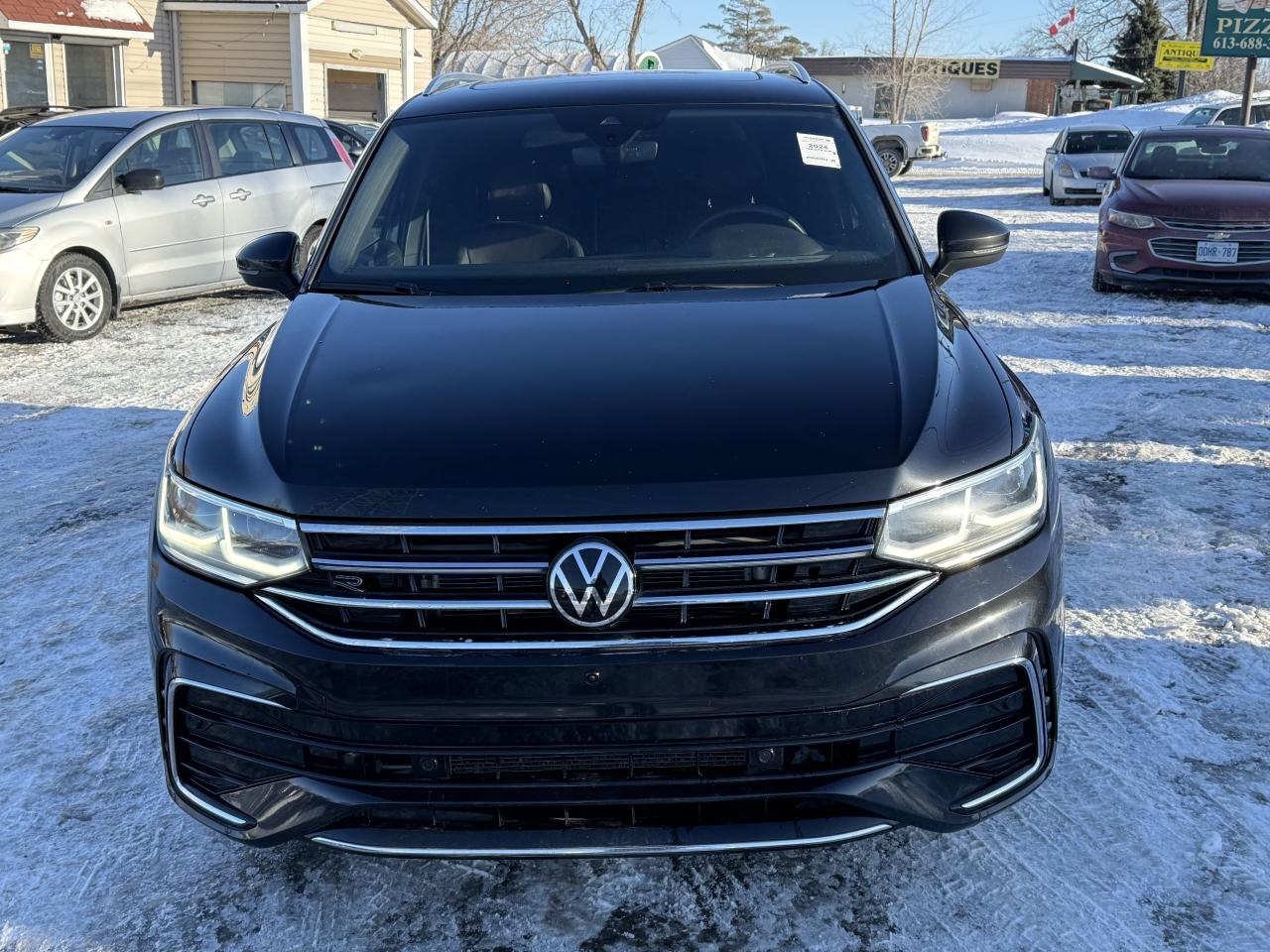 2024 Volkswagen Tiguan Highline R-line Photo
