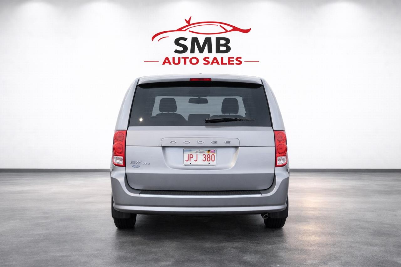 2013 Dodge Grand Caravan SE - Photo #3