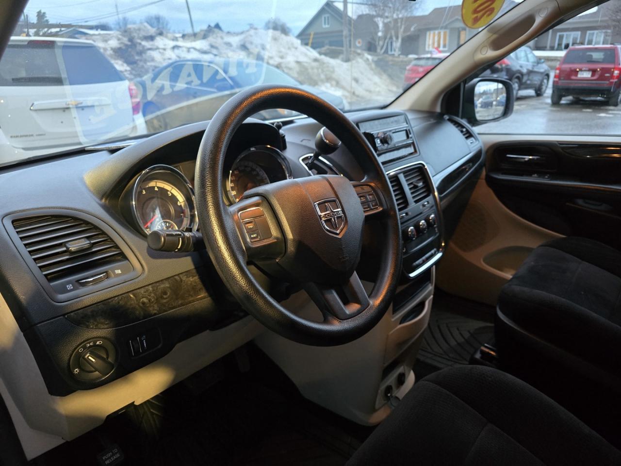 2013 Dodge Grand Caravan SE - Photo #6