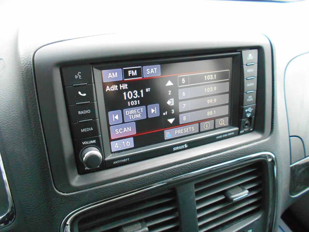 2015 Dodge Grand Caravan Crew Plus-Wheelchair Accessible Rear Entry Photo