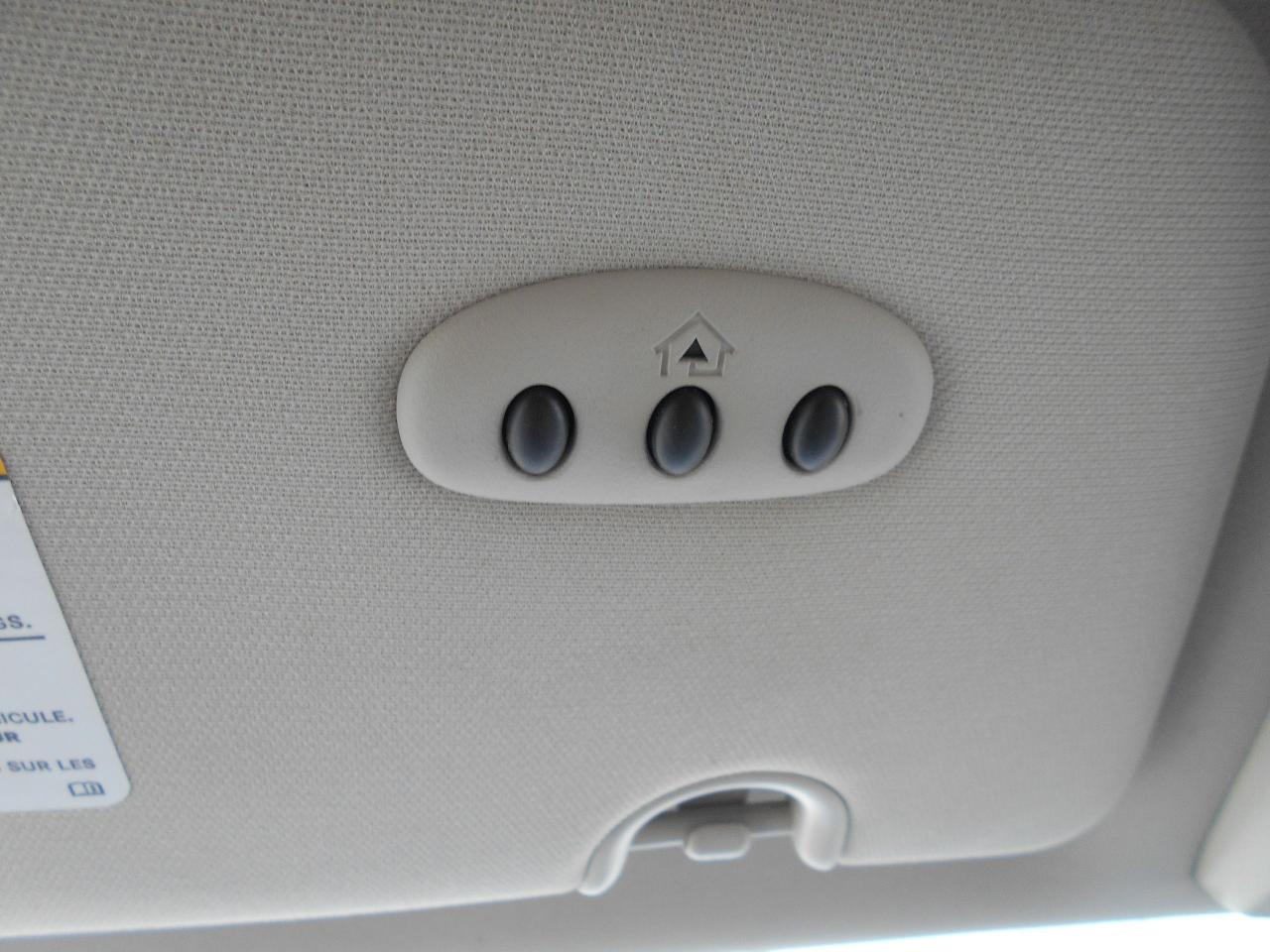 2015 Dodge Grand Caravan Crew Plus-Wheelchair Accessible Rear Entry Photo