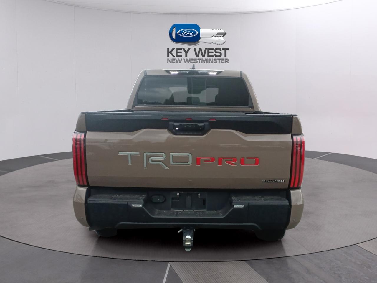 2025 Toyota Tundra 4x4 Crewmax Limited Hybrid TRD PRO Photo4