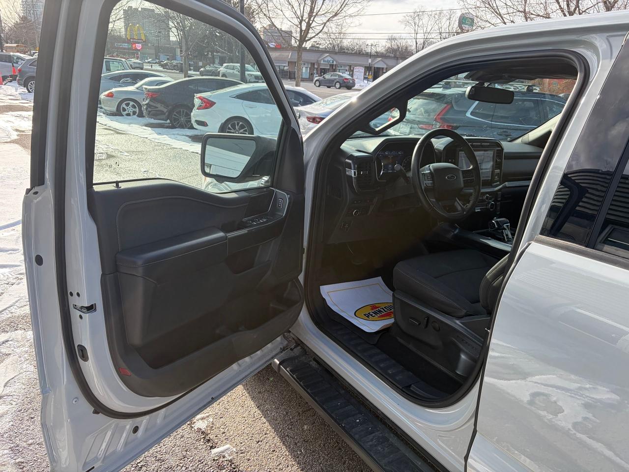 2023 Ford F-150 XLT SPORT Photo