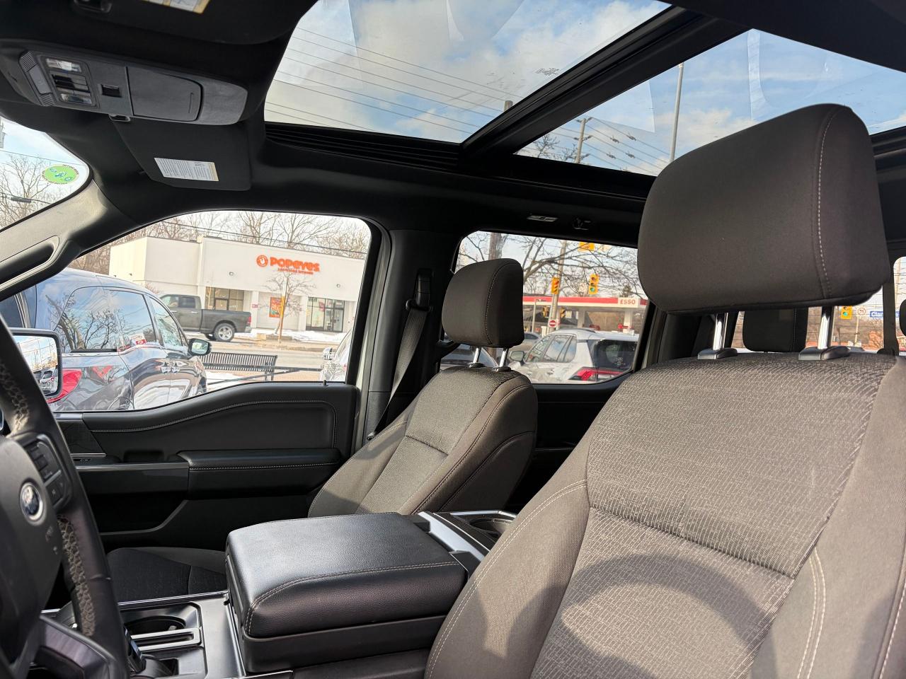 2023 Ford F-150 XLT SPORT Photo