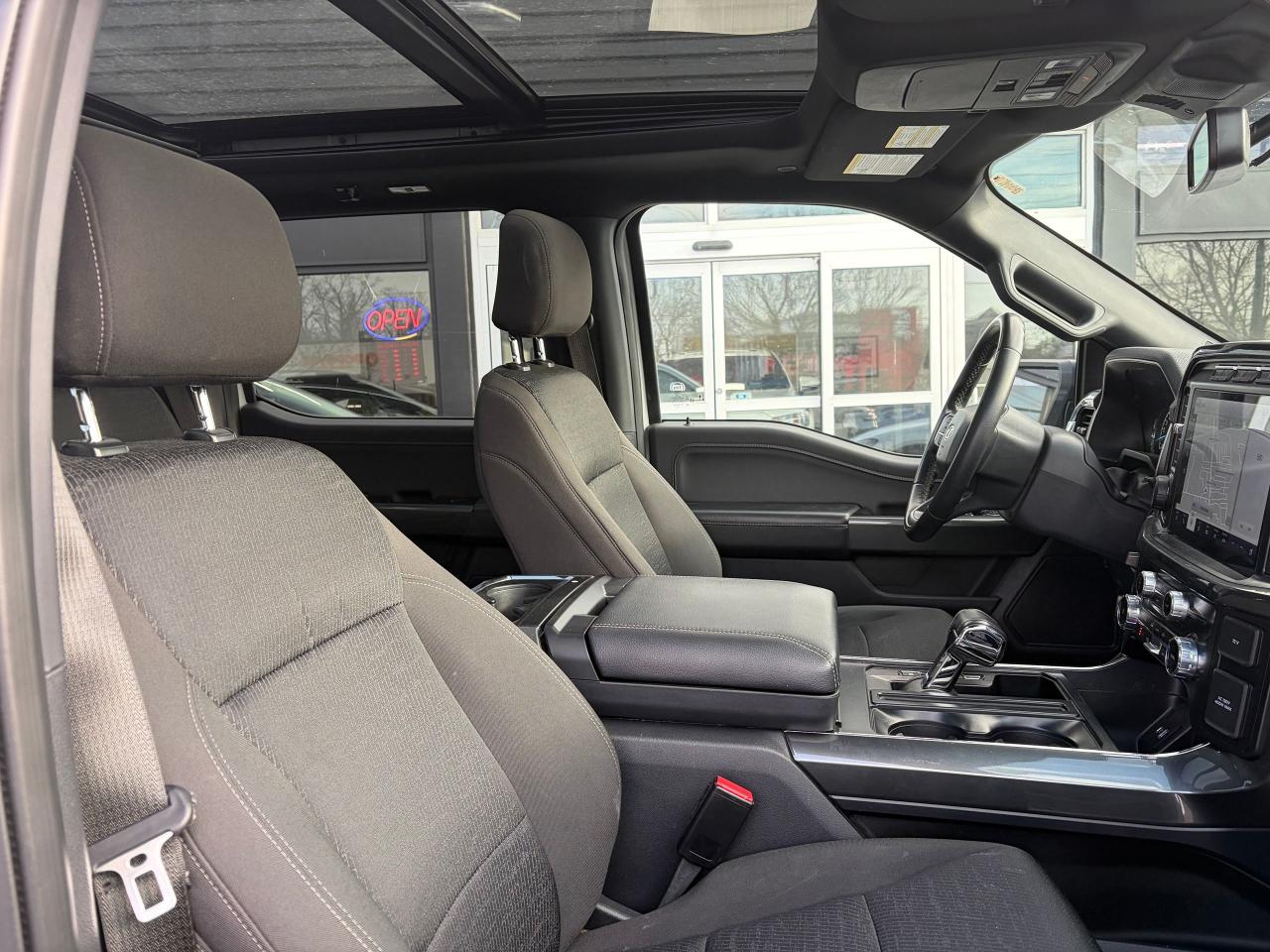 2023 Ford F-150 XLT SPORT Photo