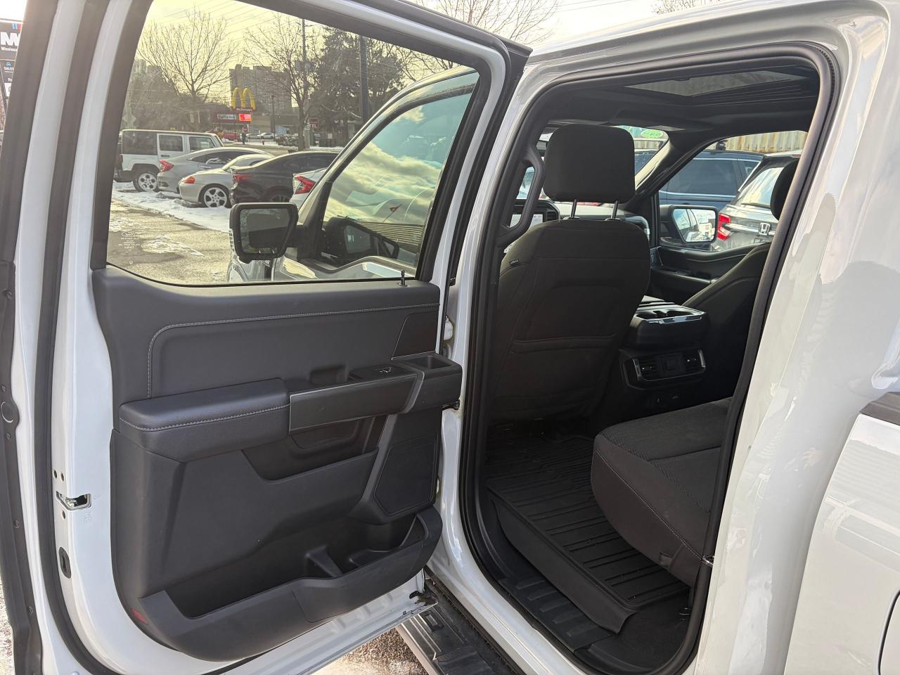 2023 Ford F-150 XLT SPORT Photo