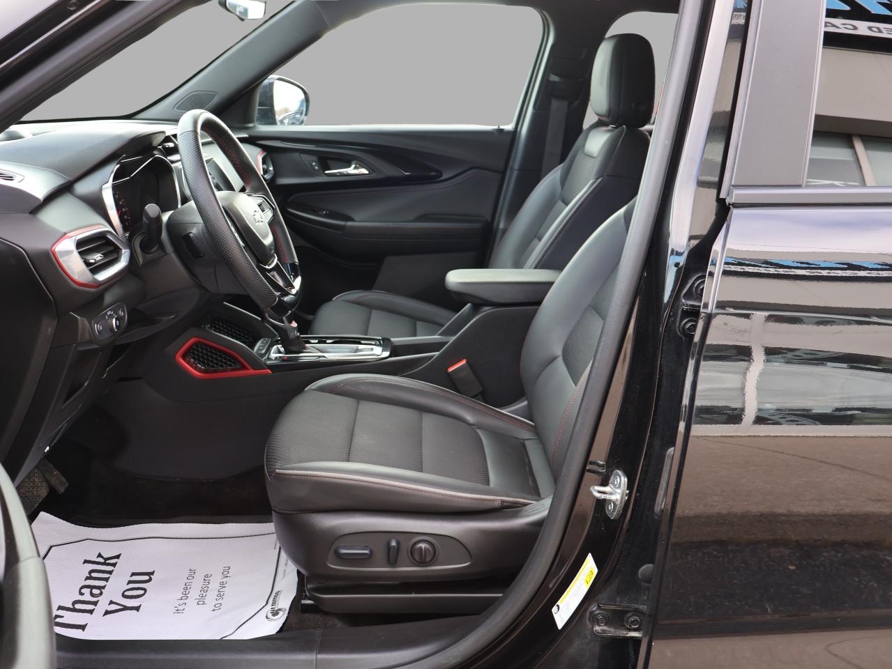 2023 Chevrolet TrailBlazer RS AWD *ACCIDENT FREE* CAMERA BLUETOOTH HEATED SEATS CRUISE ALLOYS Photo