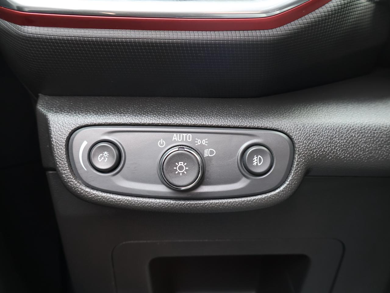 2023 Chevrolet TrailBlazer RS AWD *ACCIDENT FREE* CAMERA BLUETOOTH HEATED SEATS CRUISE ALLOYS Photo