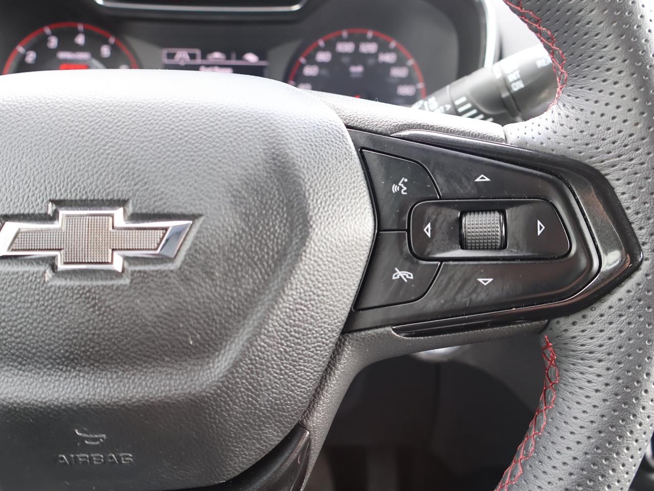 2023 Chevrolet TrailBlazer RS AWD *ACCIDENT FREE* CAMERA BLUETOOTH HEATED SEATS CRUISE ALLOYS Photo