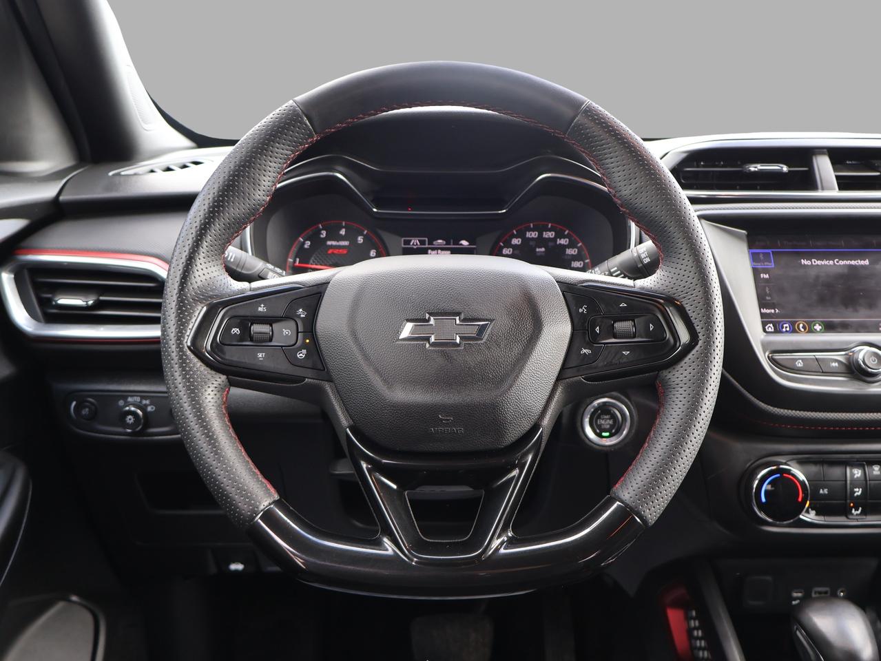 2023 Chevrolet TrailBlazer RS AWD *ACCIDENT FREE* CAMERA BLUETOOTH HEATED SEATS CRUISE ALLOYS Photo