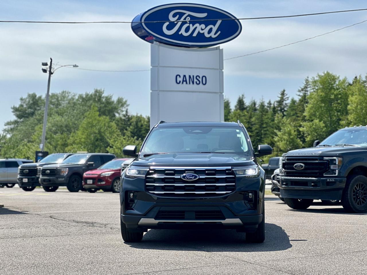 2026 Ford Explorer Active w/200A Pkg 4WD Photo1