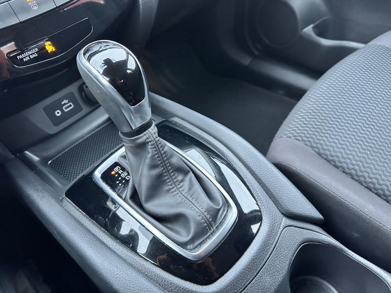 2020 Nissan Qashqai S AWD HTD-Cloth AndroidAuto RemStart BackupCam XM Photo