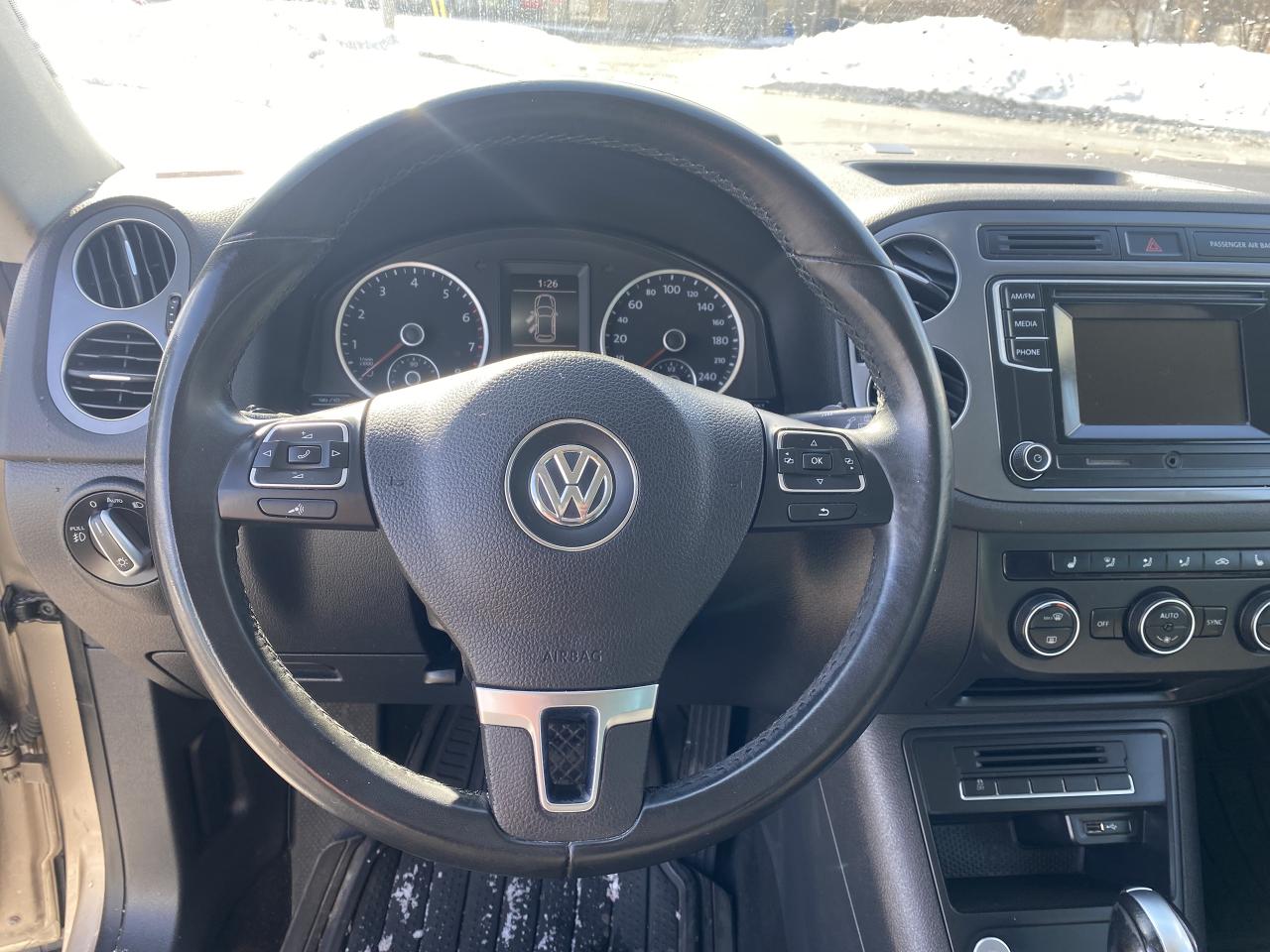 2016 Volkswagen Tiguan NO Accidents/Automatic/AWD/Bckup Camera/Bluetooth Photo