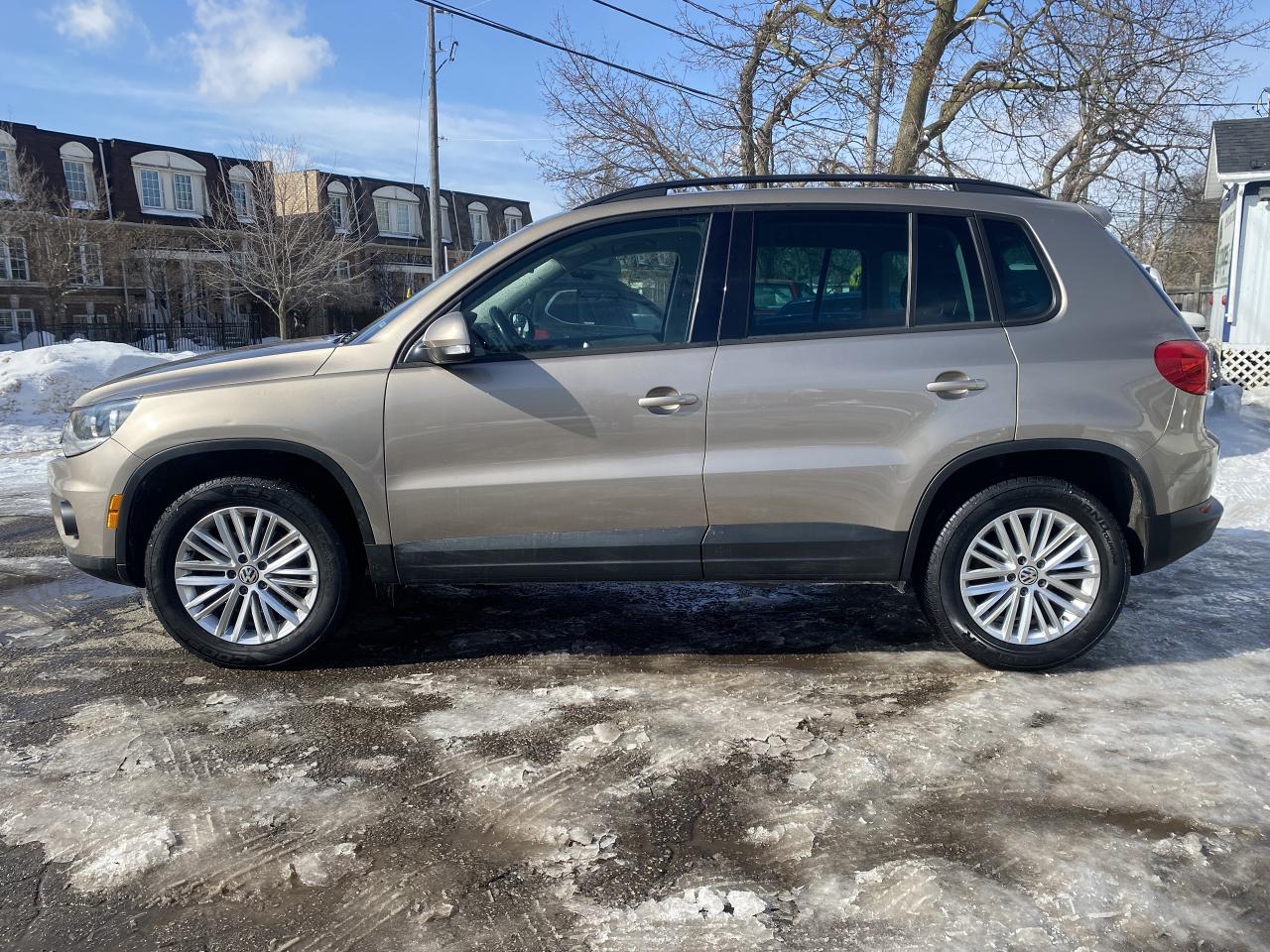 2016 Volkswagen Tiguan NO Accidents/Automatic/AWD/Bckup Camera/Bluetooth Photo