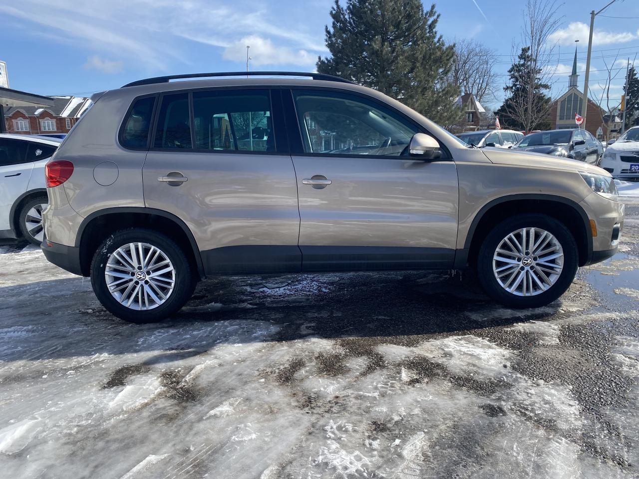 2016 Volkswagen Tiguan NO Accidents/Automatic/AWD/Bckup Camera/Bluetooth Photo3