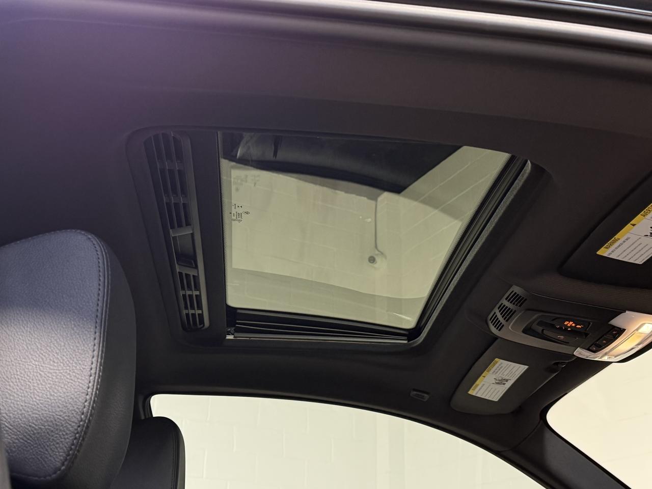 2017 BMW 2 Series 230i xDrive MSPORT|NAVI|BACKUP|SUNROOF Photo