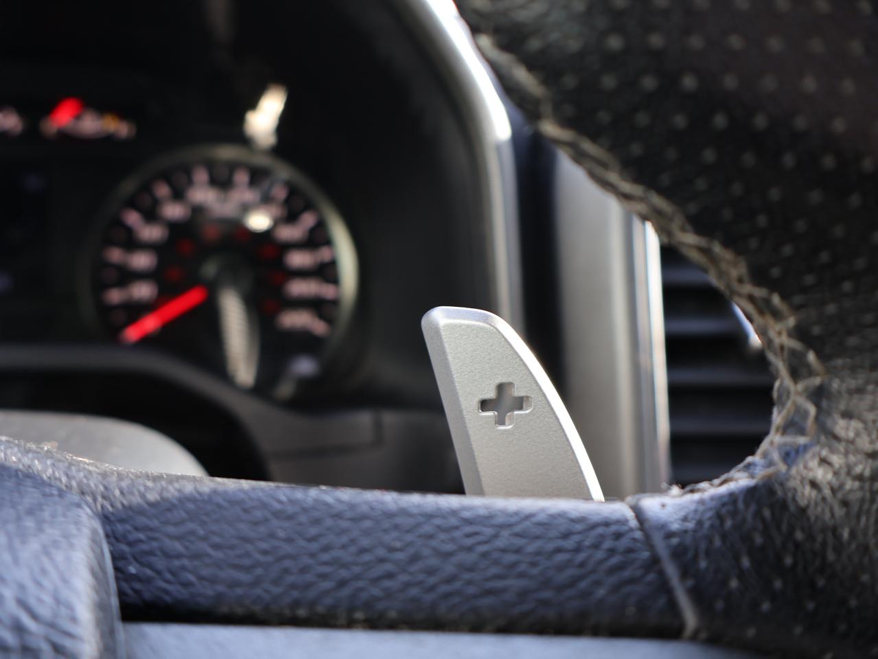 2017 Ford F-150 RAPTOR CREW 4WD CERTIFIED *1 OWNER*ACCIDENT FREE*FORD MAINTAIN* CAMERA NAV BLUETOOTH LEATHER HEATED SEATS CRUISE ALLOYS Photo