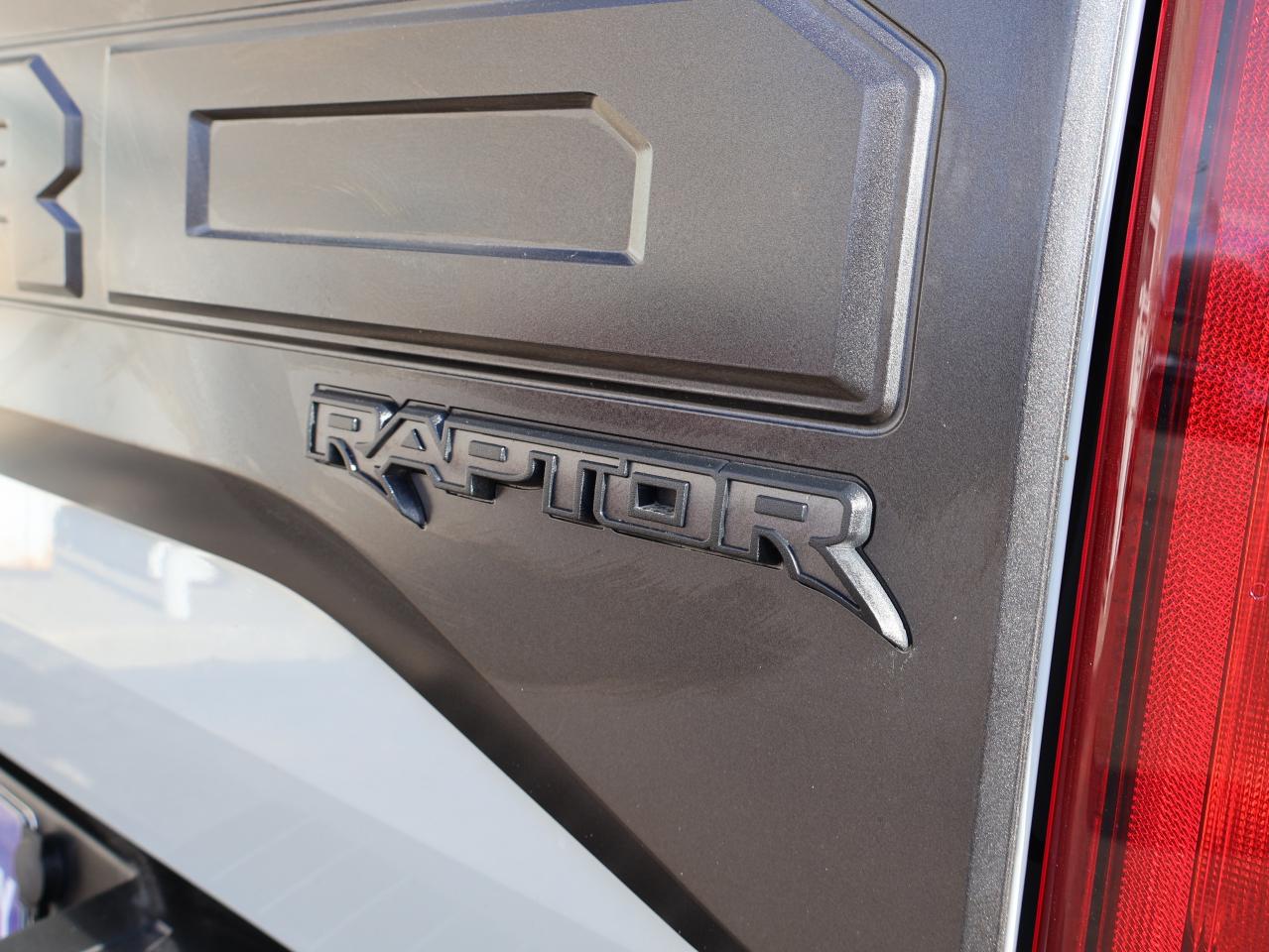 2017 Ford F-150 RAPTOR CREW 4WD CERTIFIED *1 OWNER*ACCIDENT FREE*FORD MAINTAIN* CAMERA NAV BLUETOOTH LEATHER HEATED SEATS CRUISE ALLOYS Photo