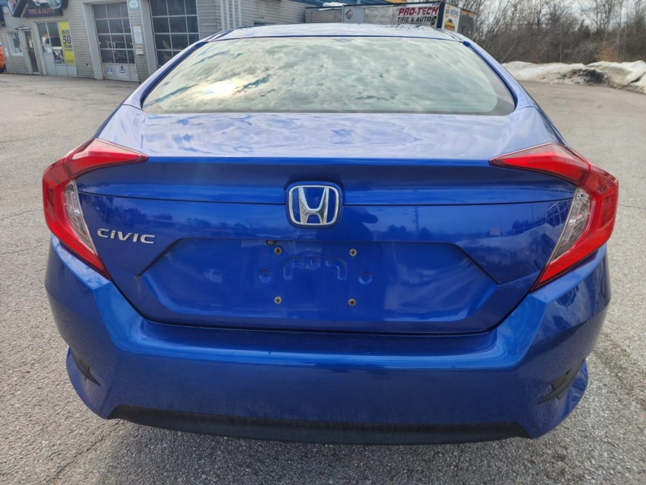 2017 Honda Civic * MUST SEE LX Photo