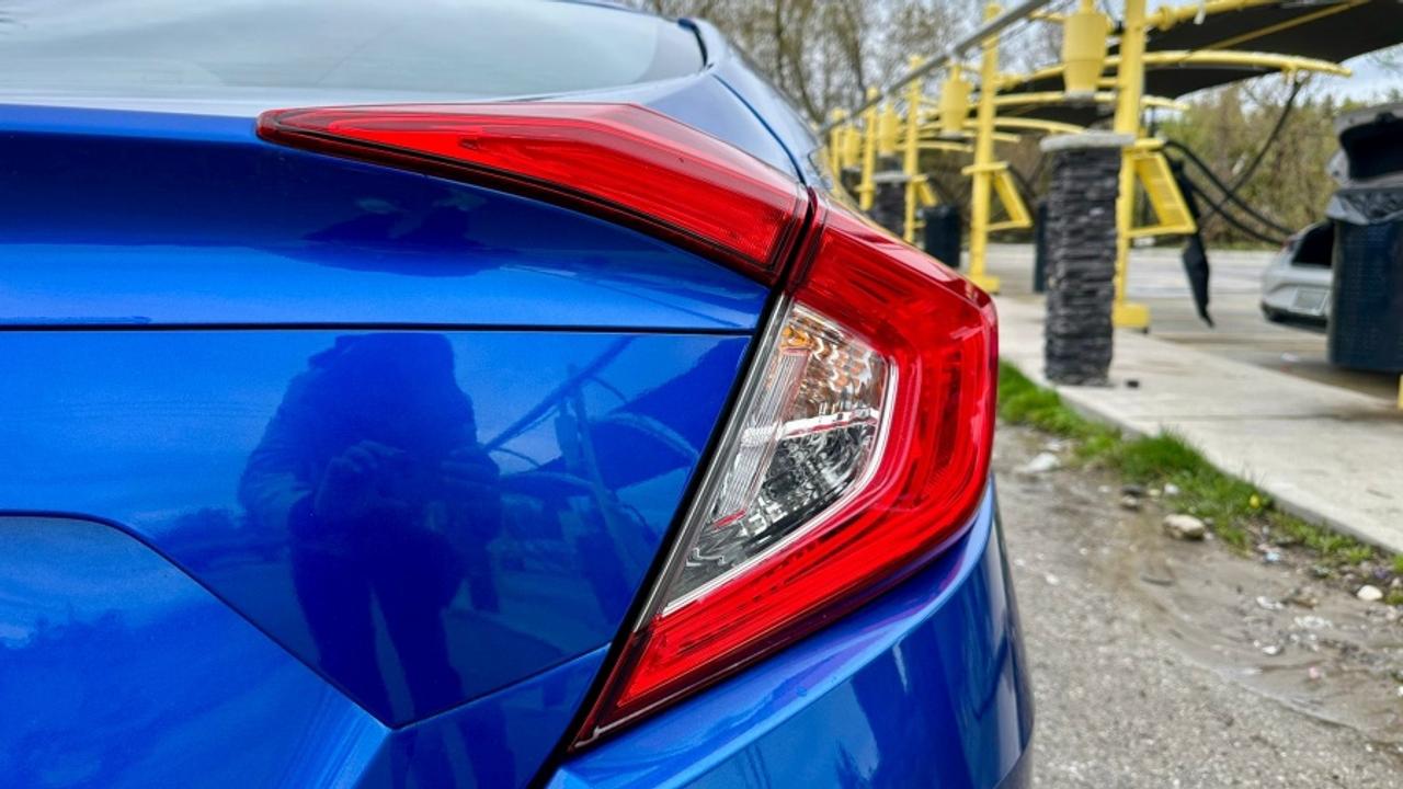 2017 Honda Civic * MUST SEE LX Photo