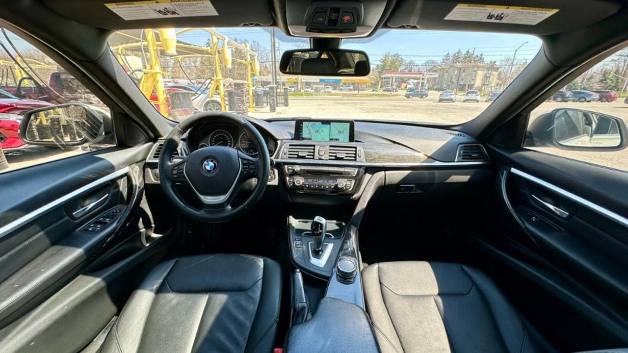 2017 BMW 3 Series * AWD * 330I XDRIVE Photo