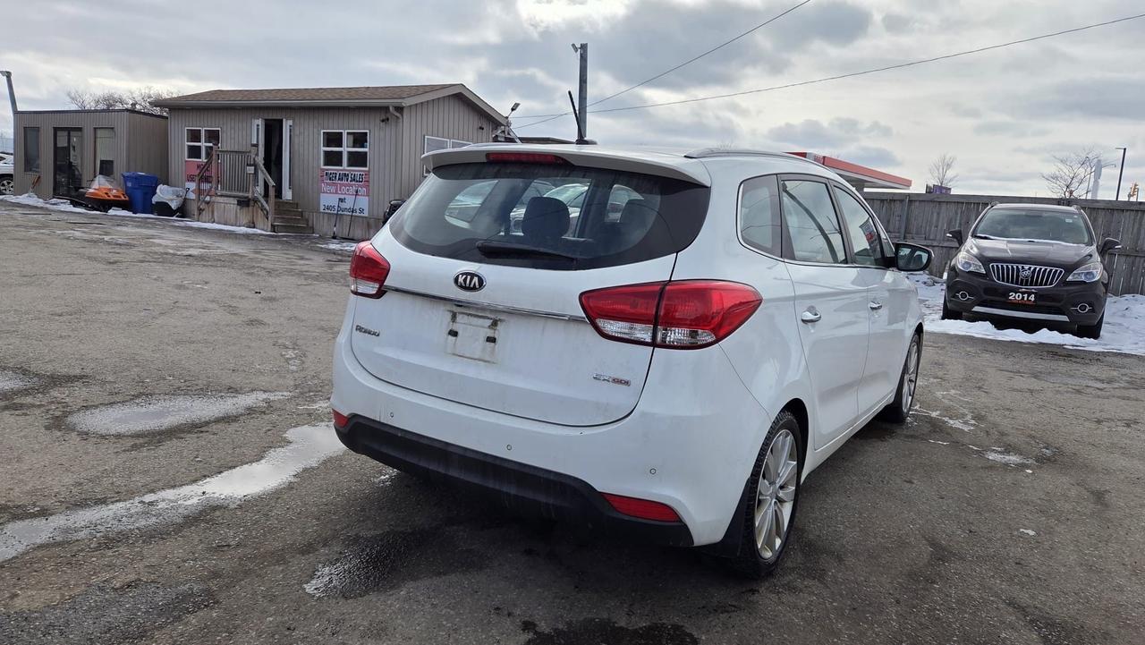 2014 Kia Rondo EX, LEATHER, LOADED, ONLY 157KMS, CERTIFIED Photo4