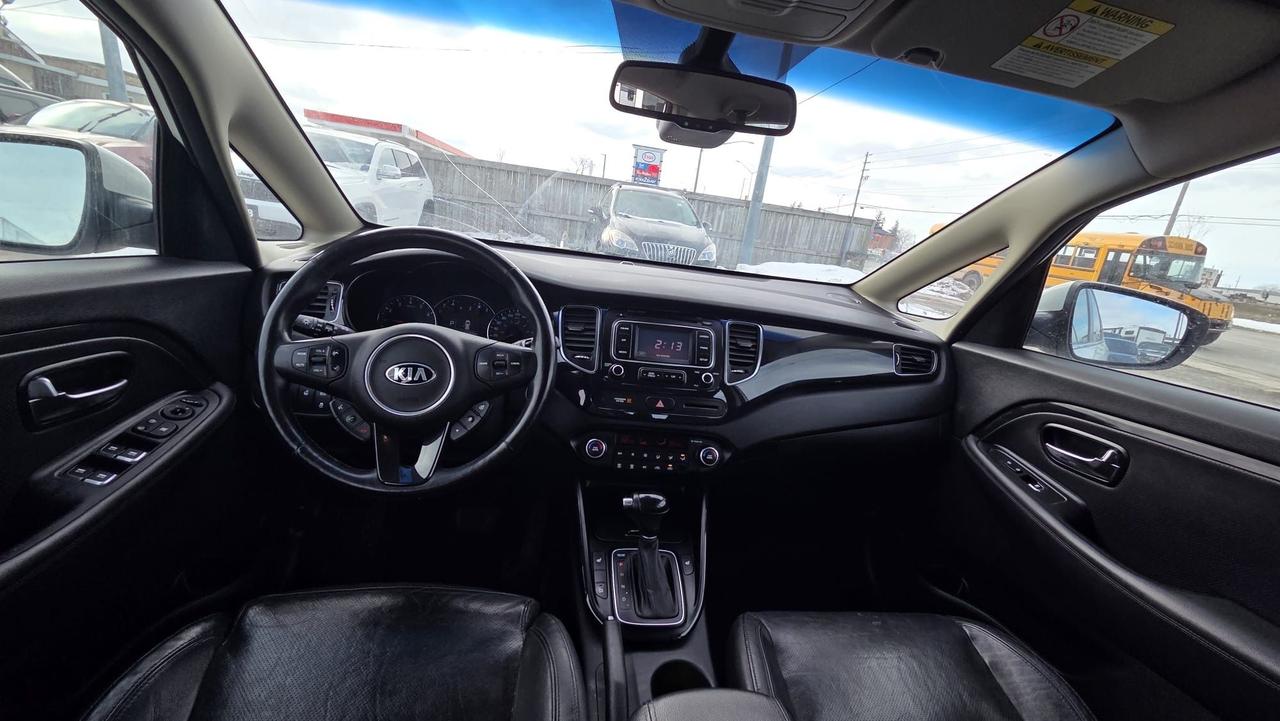 2014 Kia Rondo EX, LEATHER, LOADED, ONLY 157KMS, CERTIFIED Photo