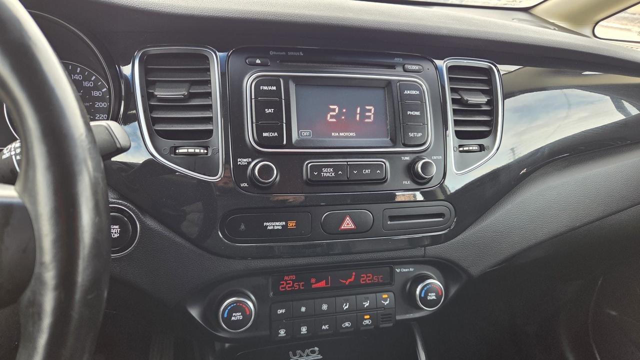 2014 Kia Rondo EX, LEATHER, LOADED, ONLY 157KMS, CERTIFIED Photo
