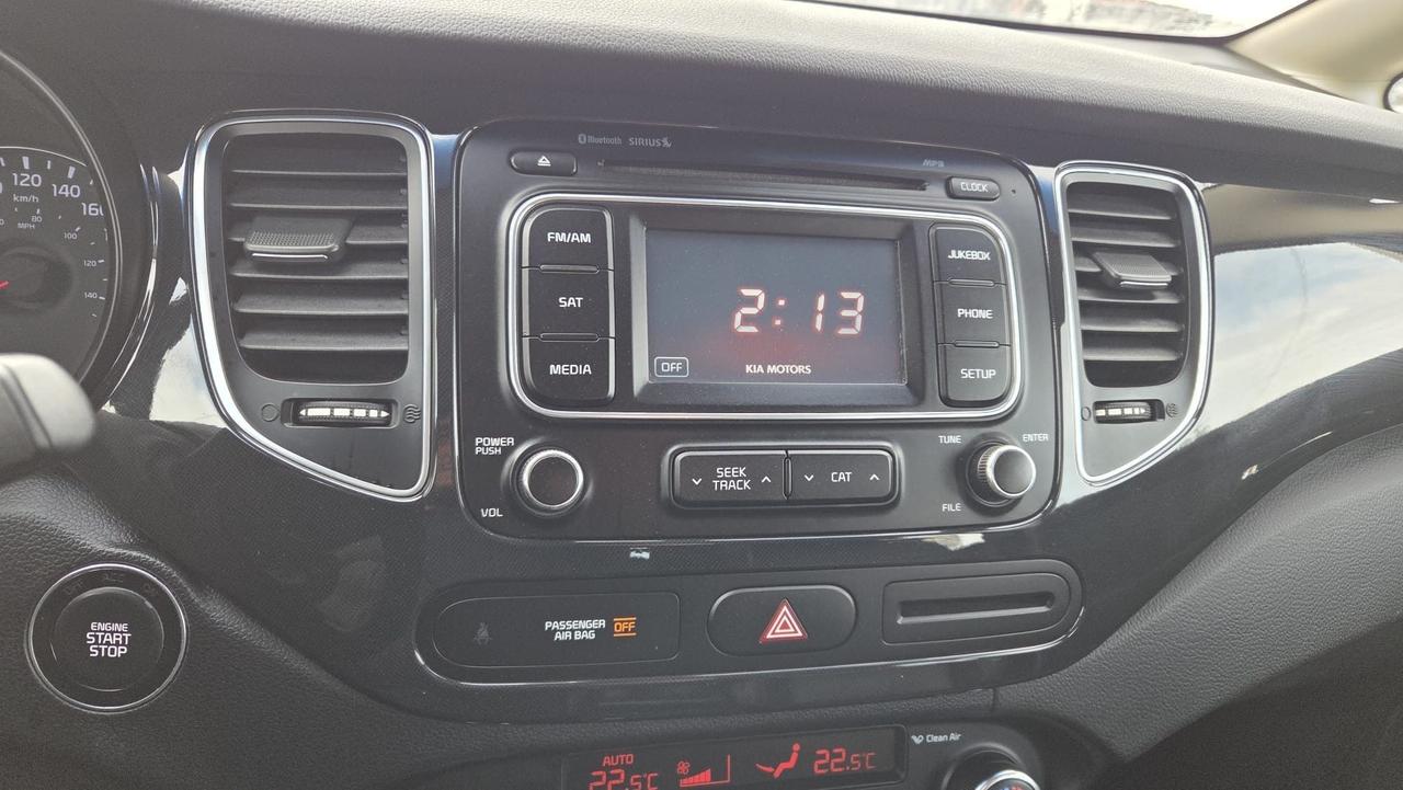 2014 Kia Rondo EX, LEATHER, LOADED, ONLY 157KMS, CERTIFIED Photo