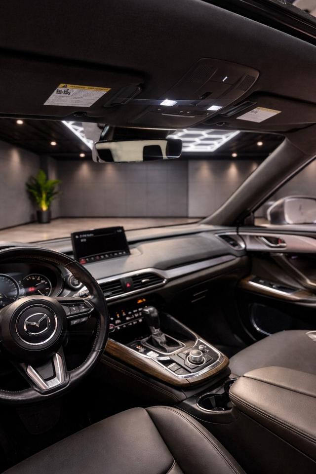2021 Mazda CX-9 Signature AWD Photo4