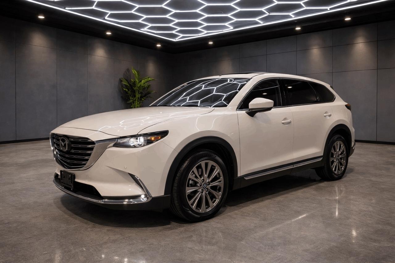 2021 Mazda CX-9 Signature AWD Photo2