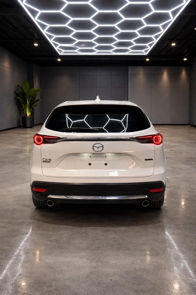 2021 Mazda CX-9 Signature AWD Photo3