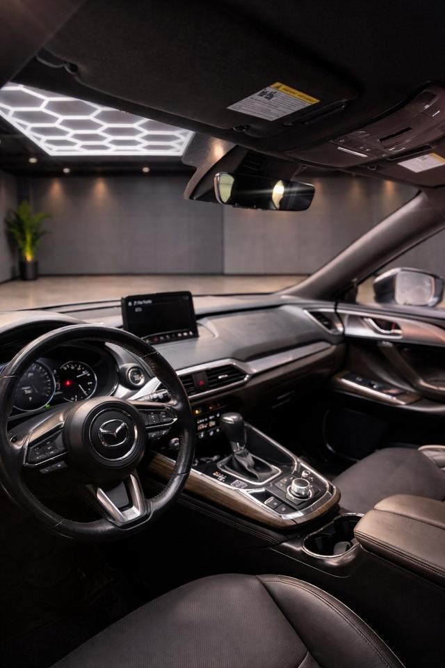 2021 Mazda CX-9 Signature AWD Photo