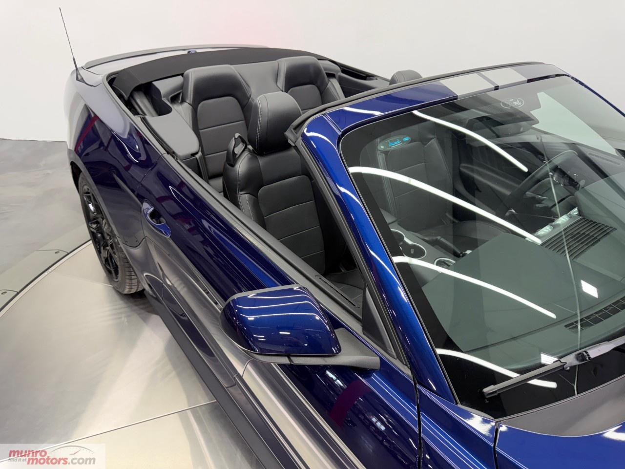 2018 Ford Mustang EcoBoost Premium Convertible Photo