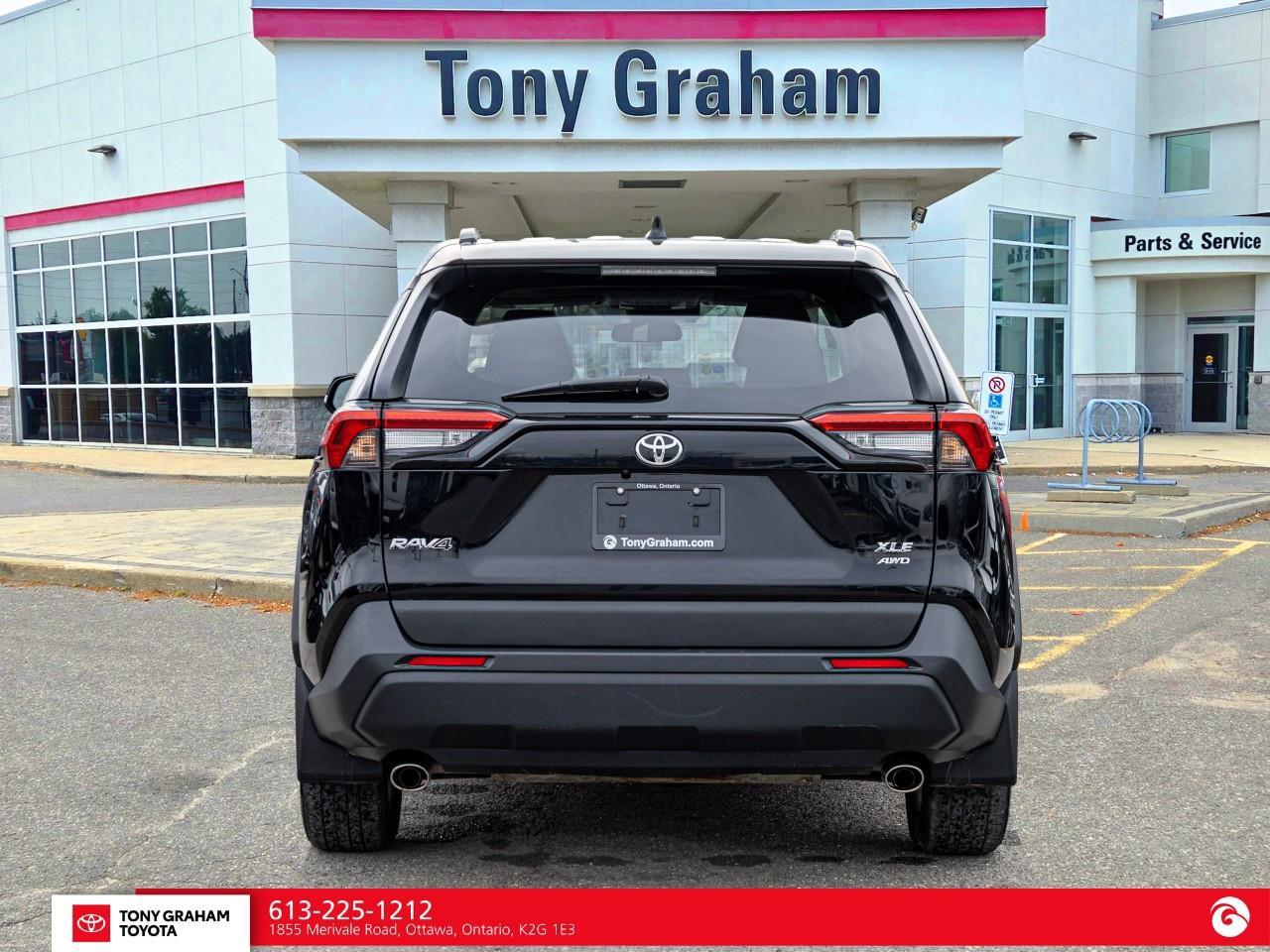 2024 Toyota RAV4 XLE Photo