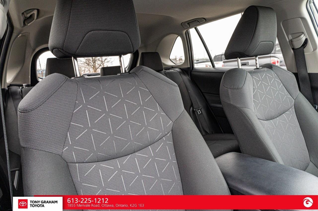 2024 Toyota RAV4 XLE Photo