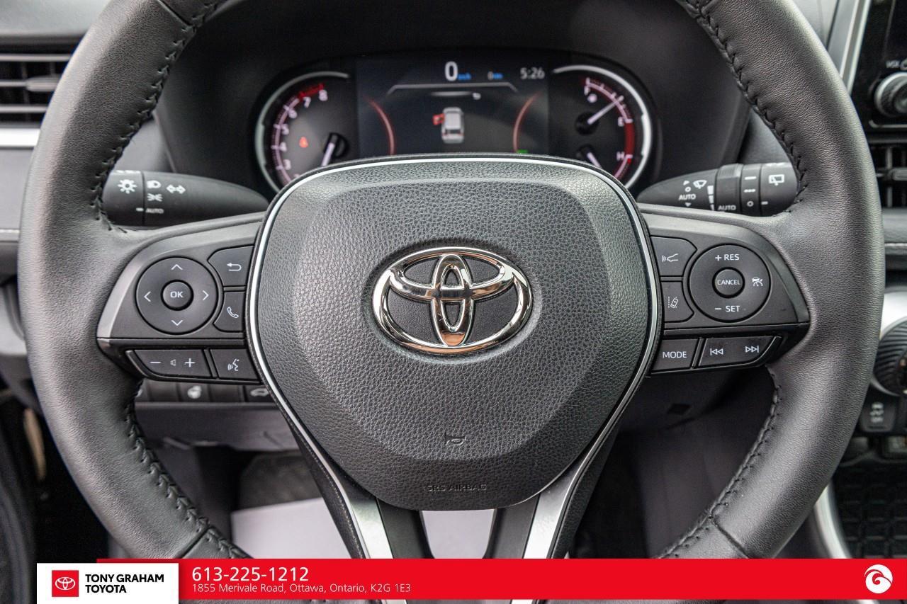 2024 Toyota RAV4 XLE Photo