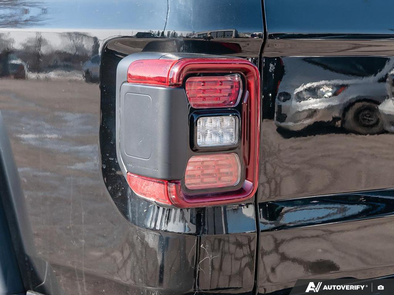 2024 Jeep Gladiator Mojave 35IN TIRES | ALPINE PREMIUM AUDIO | NAV | SAFETY G Photo