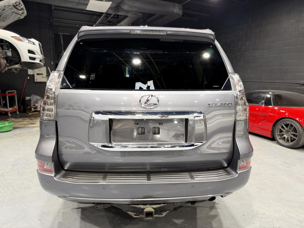 2015 Lexus GX 460 4WD 4dr Premium Photo
