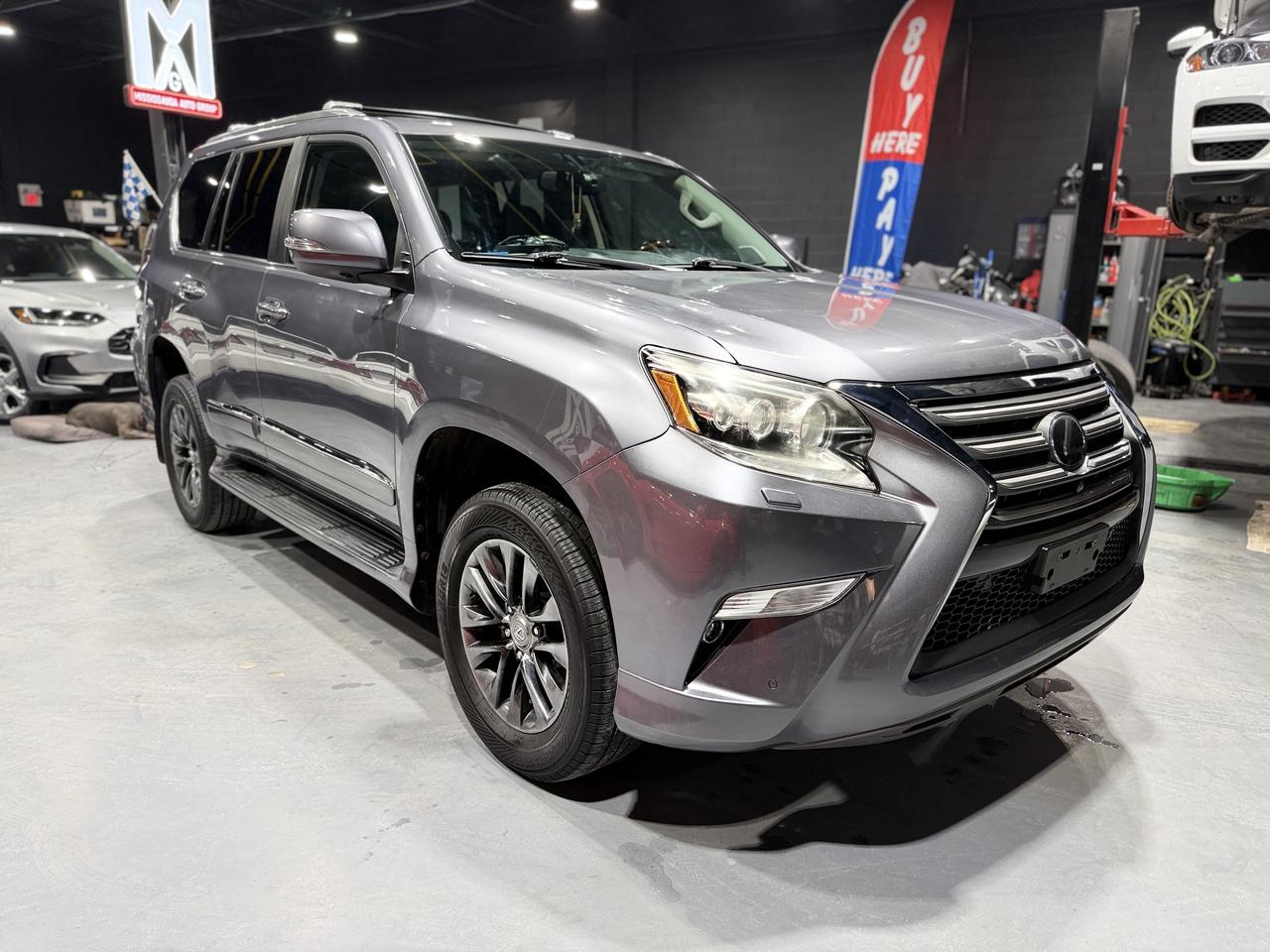 2015 Lexus GX 460 4WD 4dr Premium Photo2