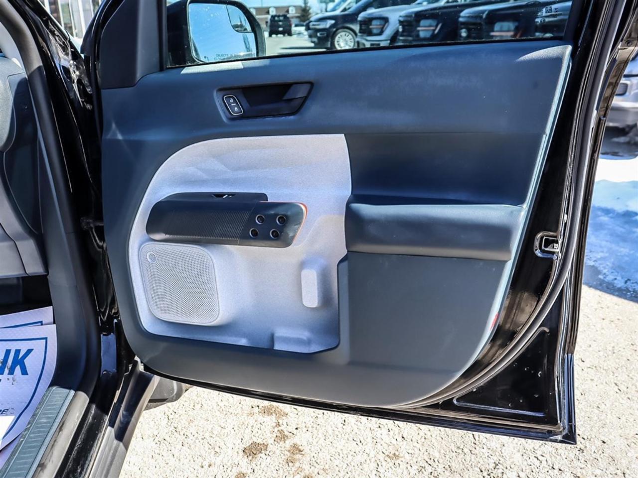 2023 Ford Maverick XLT FWD SuperCrew Photo