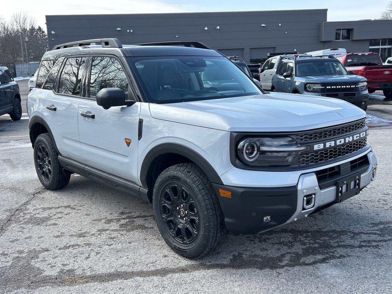 2026 Ford Bronco Sport BADLANDS 4x4 400A Photo2