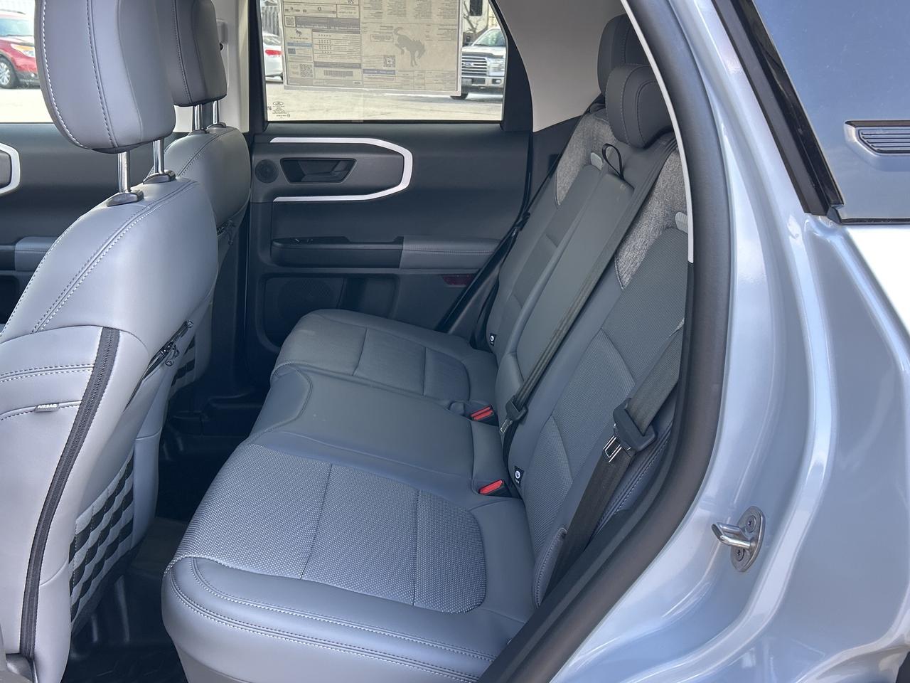 2026 Ford Bronco Sport BADLANDS 4x4 400A Photo