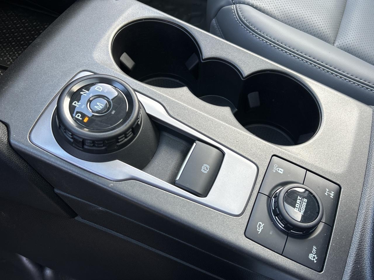 2026 Ford Bronco Sport BADLANDS 4x4 400A Photo