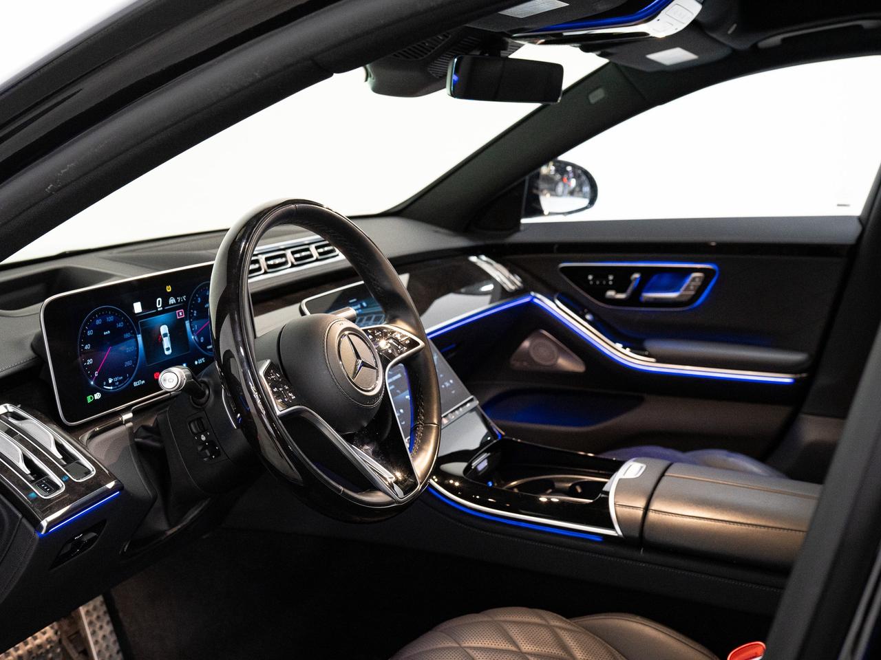2023 Mercedes-Benz S-Class 580 | AMG PKG | PREMIUM & EXECUTIVE PKG | 20 IN Photo