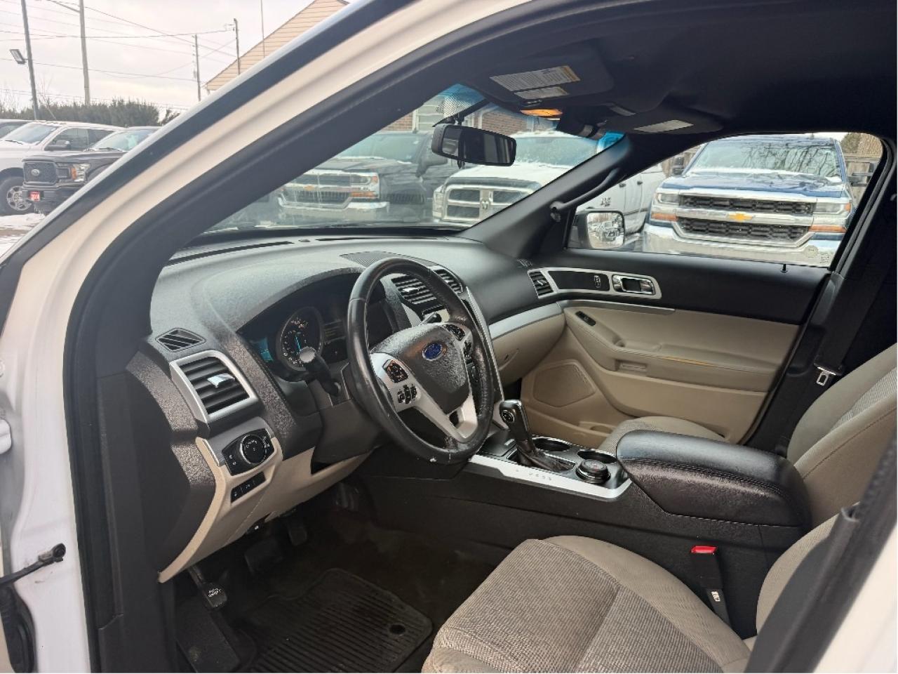 2014 Ford Explorer XLT | 4WD | Clean CARFAX Photo