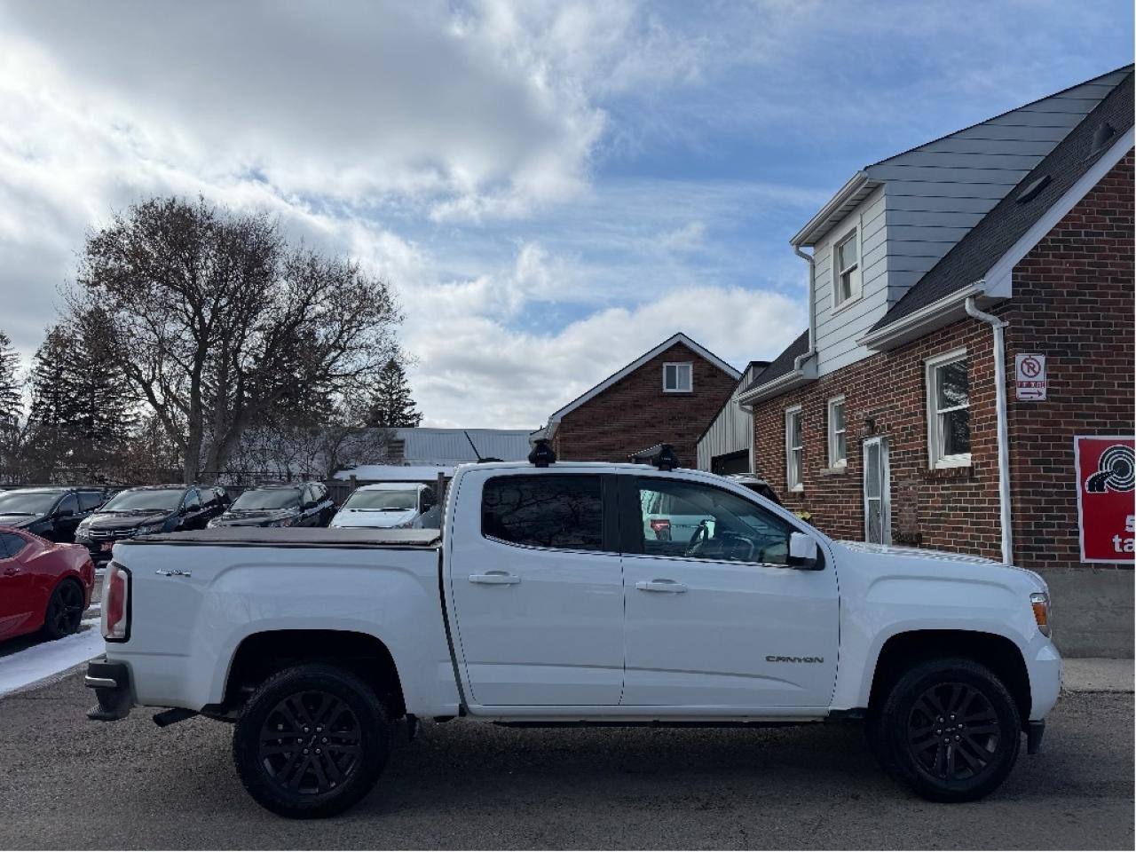 2020 GMC Canyon SLE | 4WD | Clean CARFAX Photo