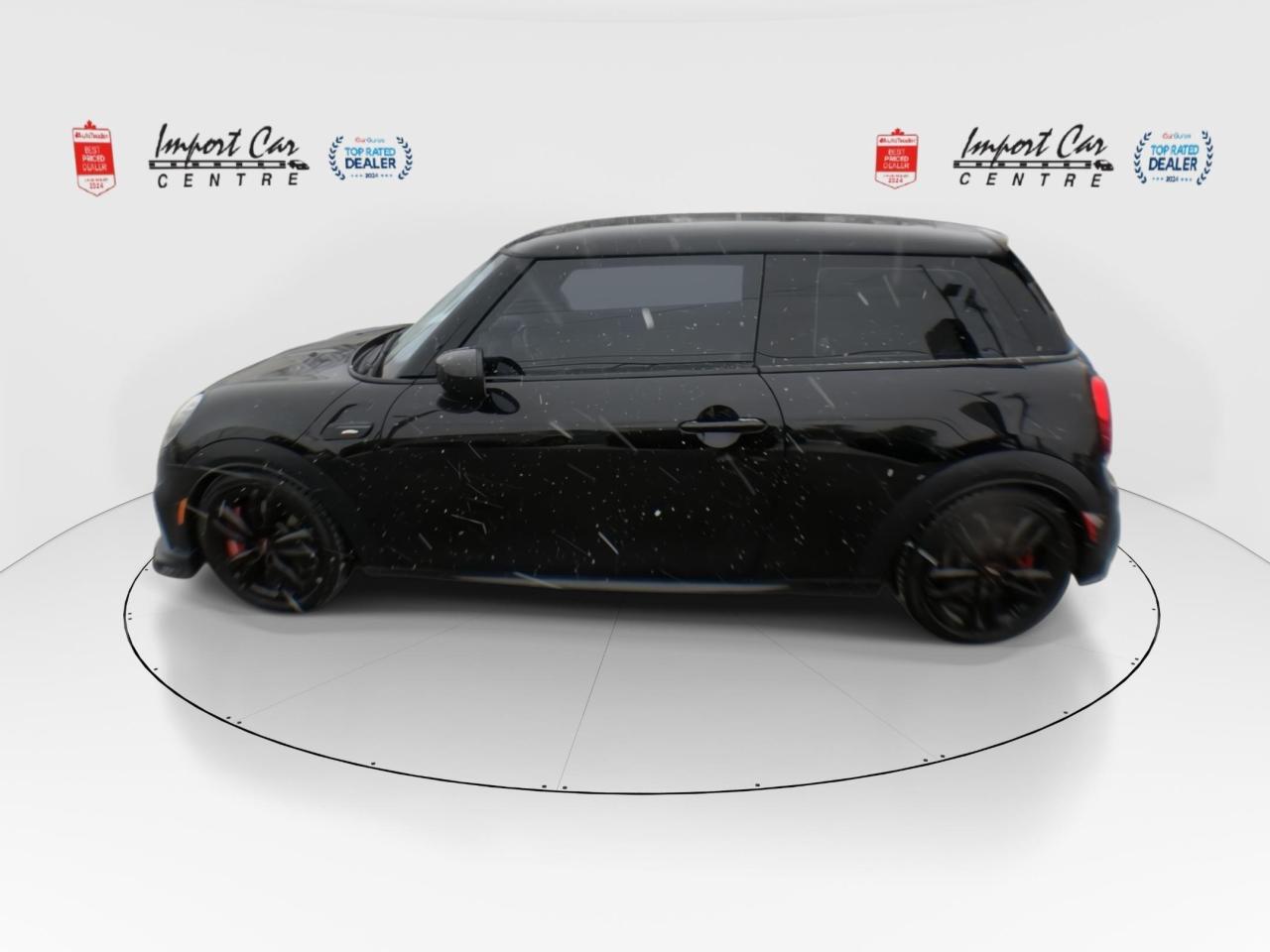 2022 MINI 3 Door John Cooper Works 6SPD, JCW, LEATHER, PAN. ROOF, H Photo