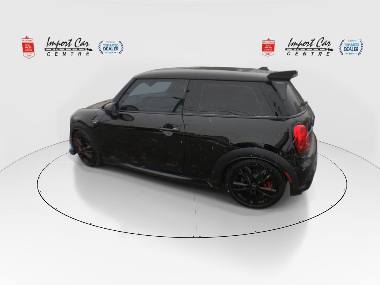 2022 MINI 3 Door John Cooper Works 6SPD, JCW, LEATHER, PAN. ROOF, H Photo