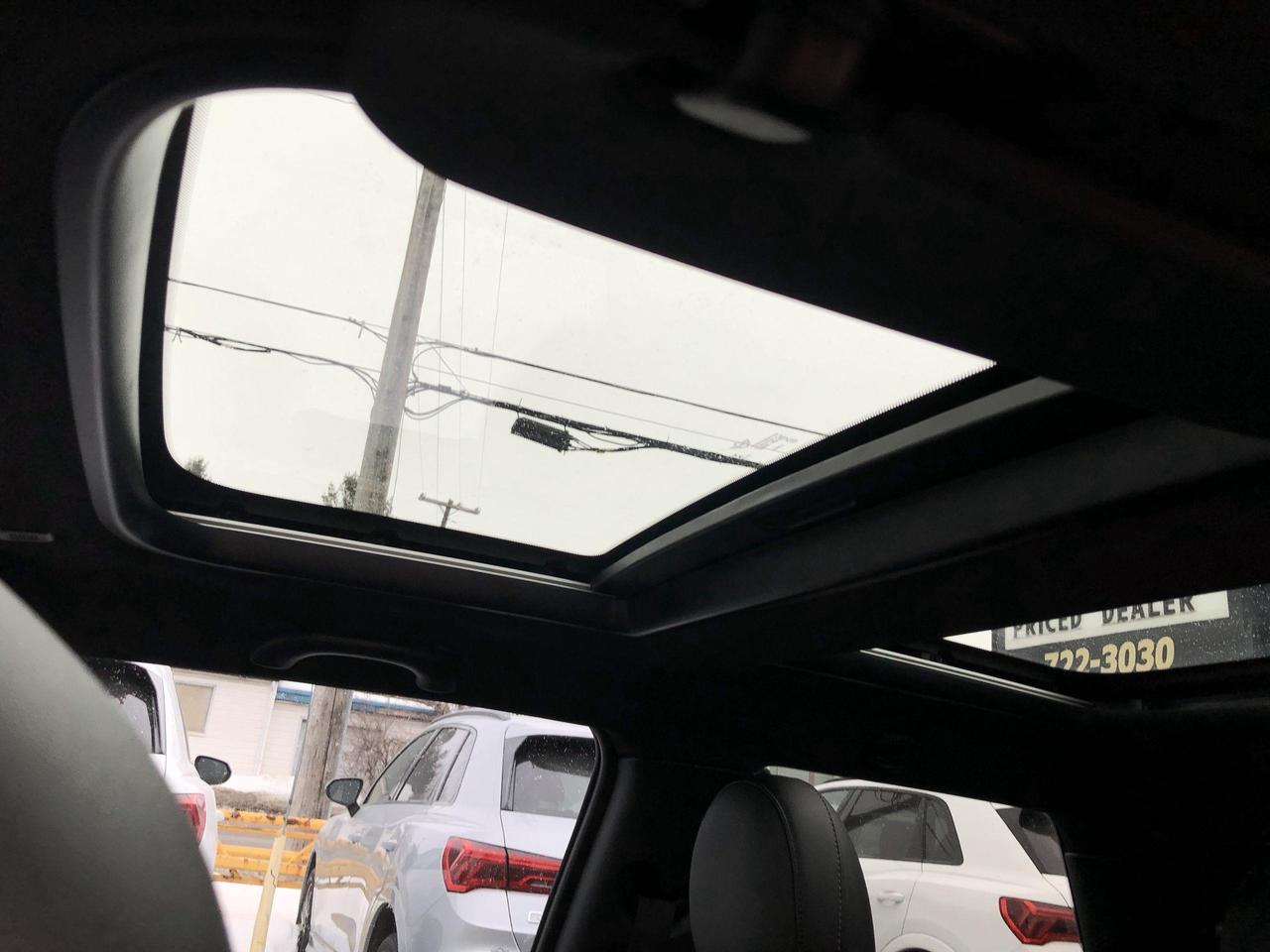 2022 MINI 3 Door John Cooper Works 6SPD, JCW, PAN. ROOF, HTD. SEATS Photo